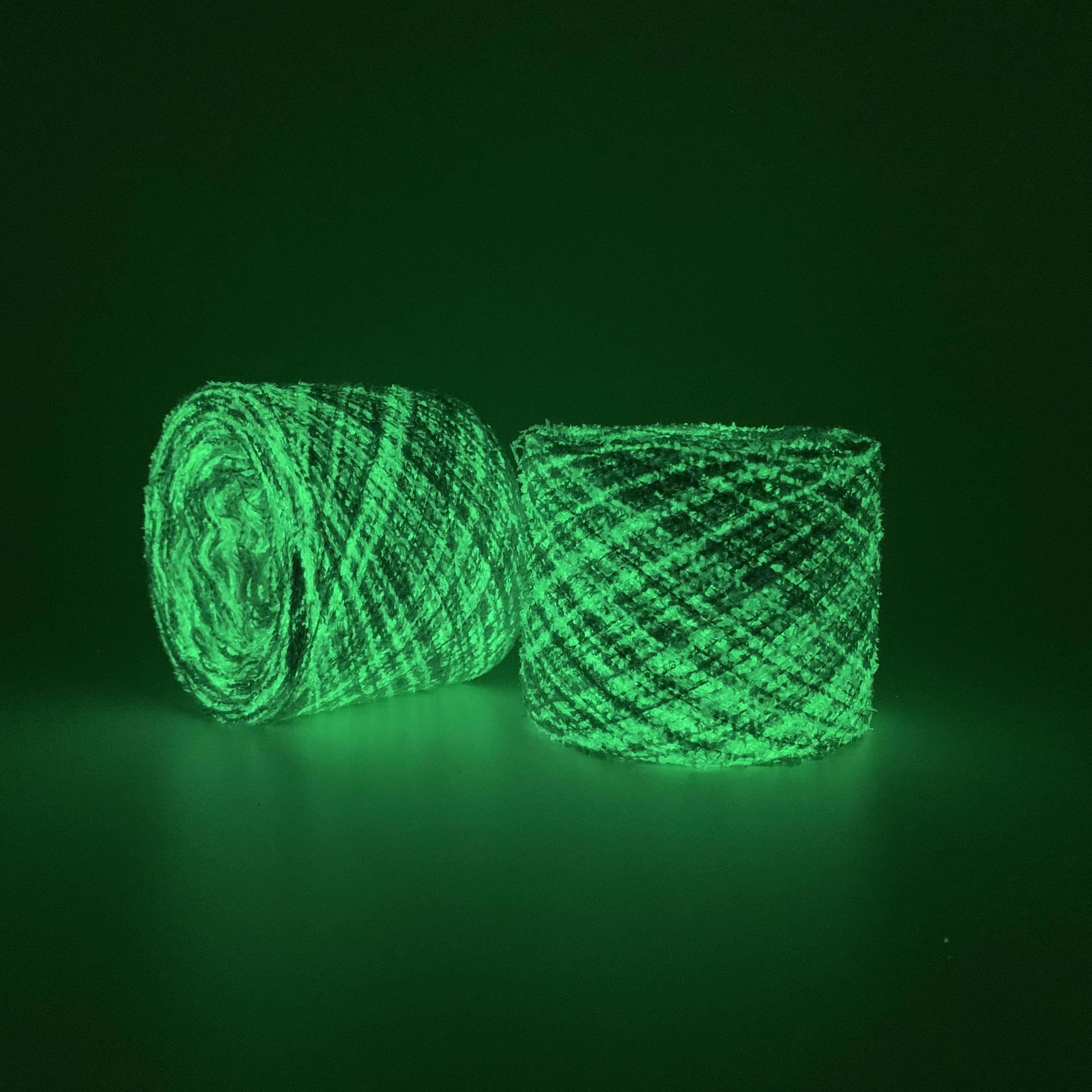 luminous effect photochromic yarn