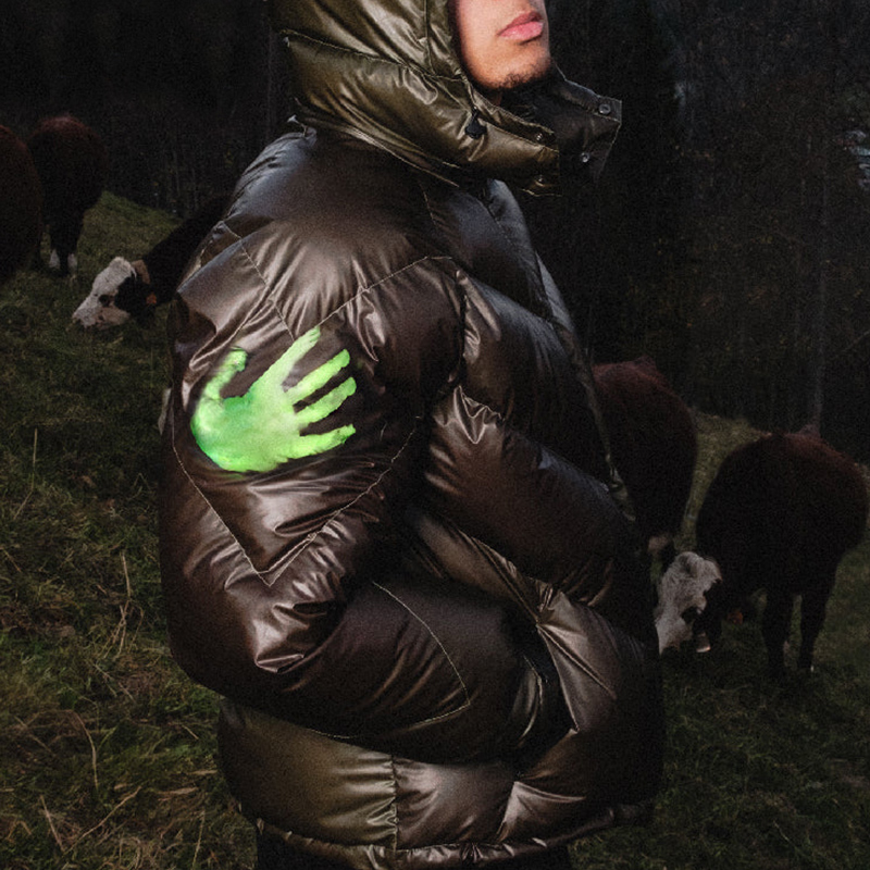This puffer jacket color shift